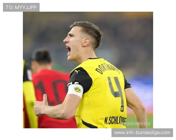 施洛特贝克头球攻门被扑，多特后防核心攻防一体